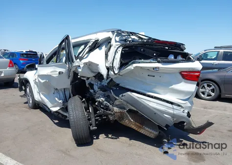 2017 BMW X1 xDrive28I из США, поврежденный, VIN WBXHT3Z34H4A54792